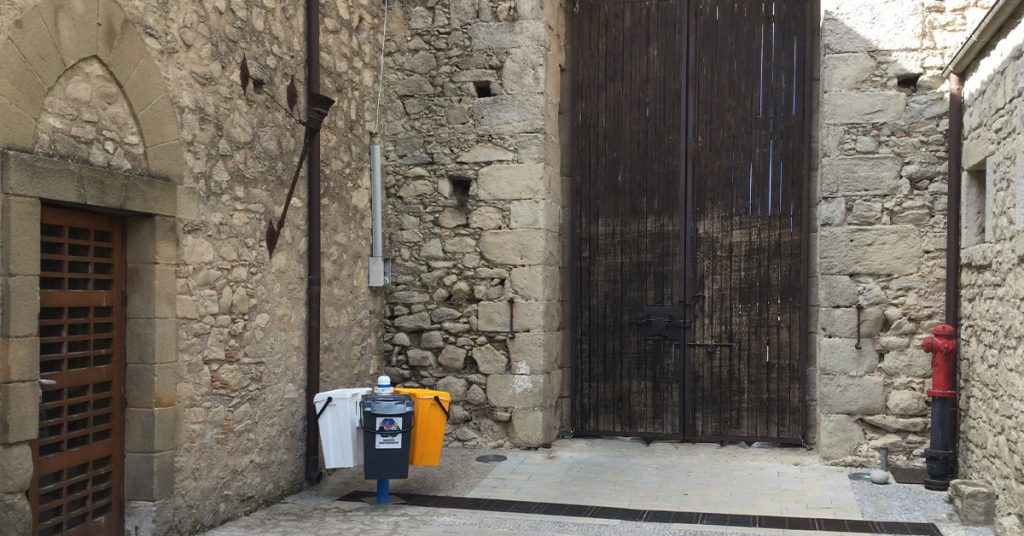 Mini isole ecologiche: come scegliere la soluzione giusta per spiagge, parchi e piazze